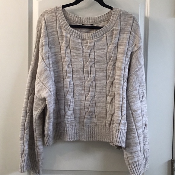 Express bell sleeve sweater - Picture 1 of 3